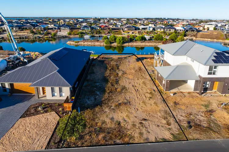 LOT 8026, 43 Victoria Parade, Hindmarsh Island SA 5214