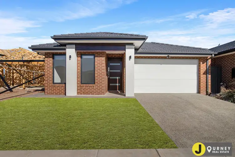 14 Heron Way, Melton South VIC 3338