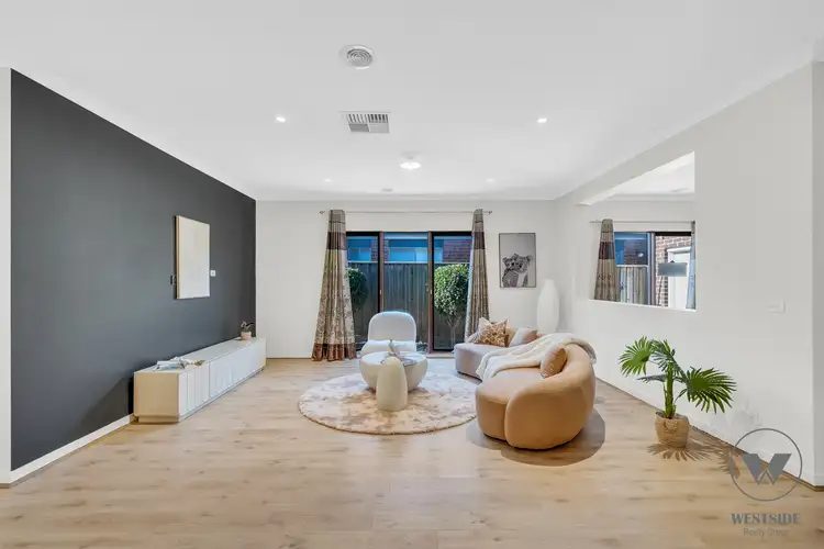 Sixth view of Homely house listing, 11 Swiss Way, Manor Lakes VIC 3024