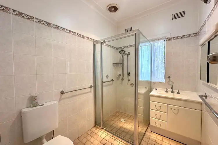 14 Chapman Avenue, Wyong NSW 2259