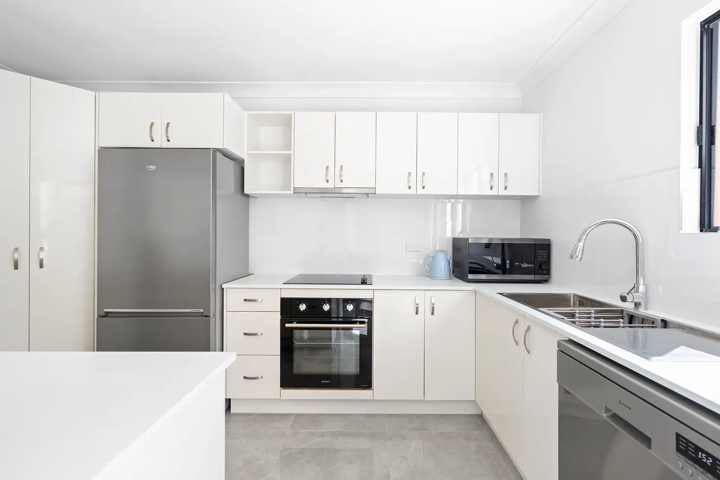 Main view of Homely townhouse listing, 13/2200 Logan Road, Upper Mount Gravatt QLD 4122