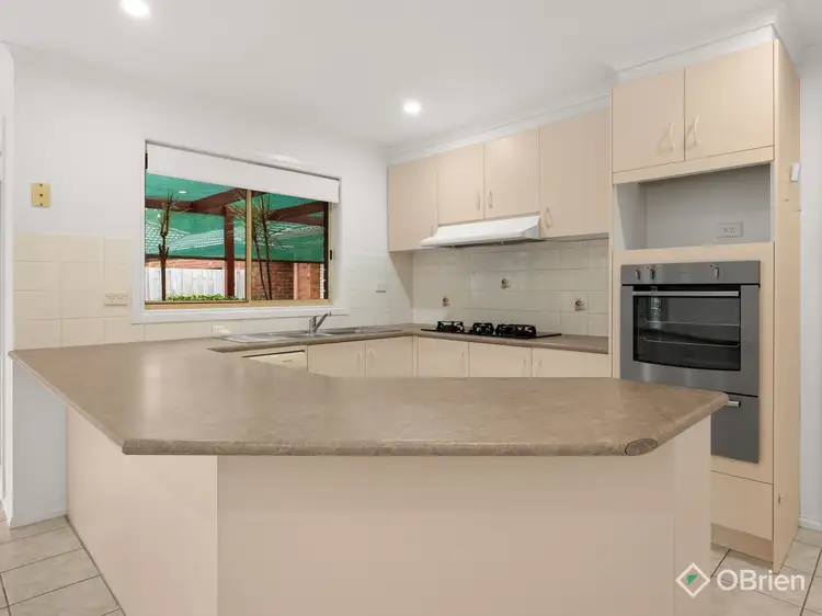 Fifth view of Homely house listing, 3 Geoffrey Court, Narre Warren VIC 3805