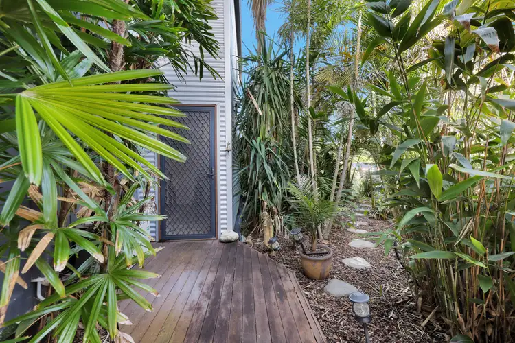 12 Rosella Street, Slade Point QLD 4740