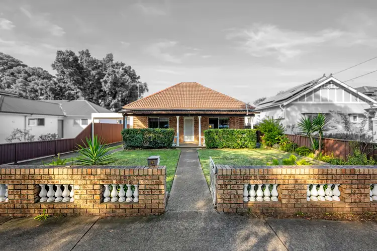 8 Hevington Road, Auburn NSW 2144