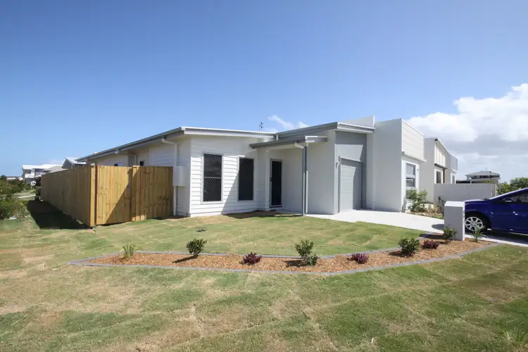 28 Sunshine Crescent, Caloundra West QLD 4551