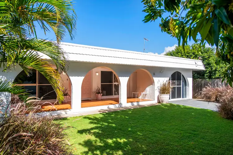 14 Rouen Avenue, Paradise Point QLD 4216