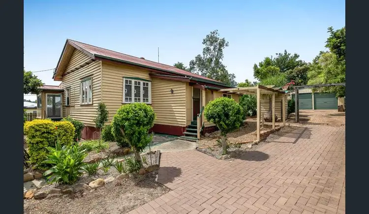 2 Tighe Street, Newtown QLD 4350