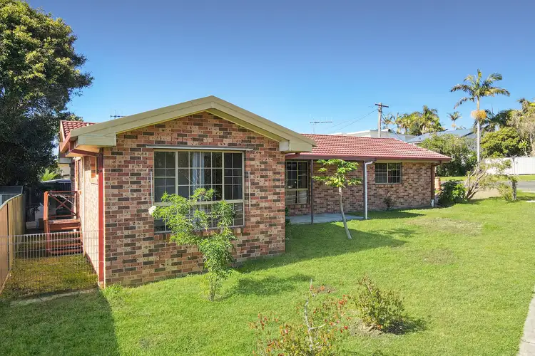 2 Elizabeth Street, Bonny Hills NSW 2445