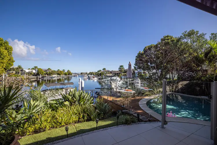 3 North Point, Banksia Beach QLD 4507