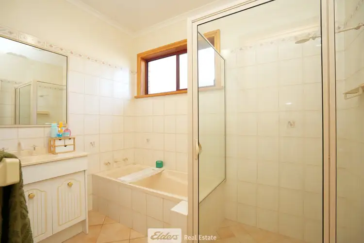 Seventh view of Homely block of units listing, 2-4 Kooringal Avenue, Griffith NSW 2680