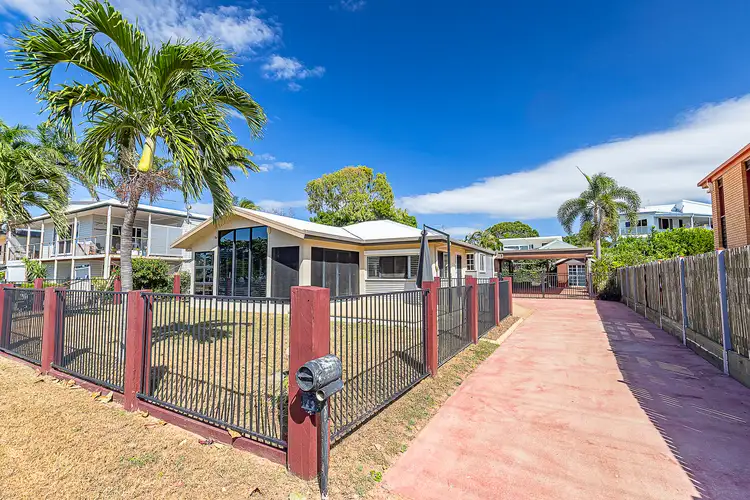 25 The Esplanade, Pallarenda QLD 4810