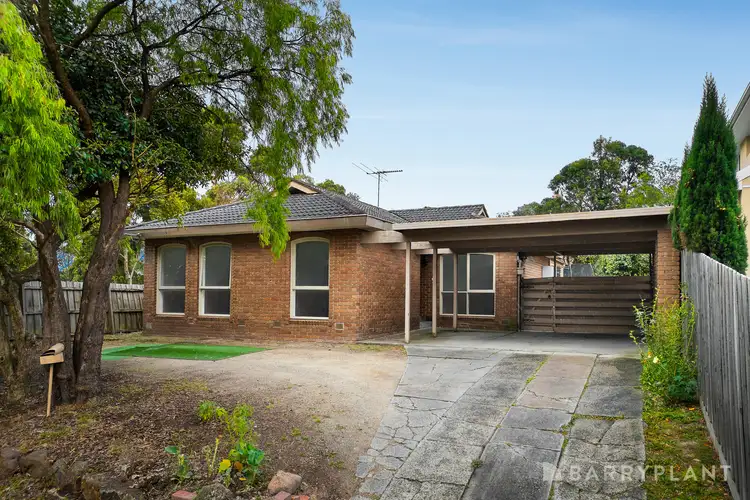 13 Mount Dandenong Road, Ringwood East VIC 3135