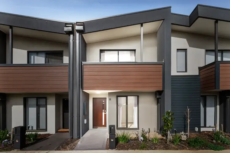11 Prune Walk, Manor Lakes VIC 3024