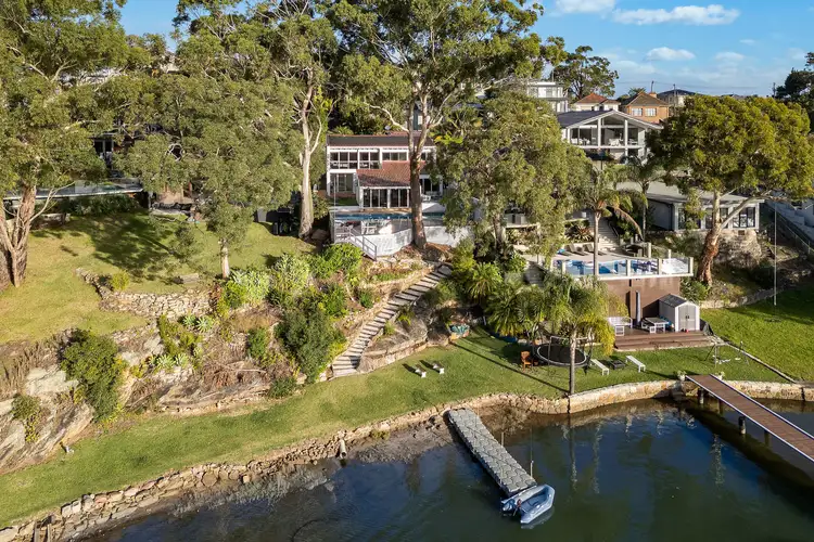 243 Connells Point Road, Connells Point NSW 2221