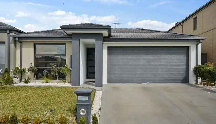 Second view of Homely house listing, 17 Miniata Way Way, Manor Lakes VIC 3024