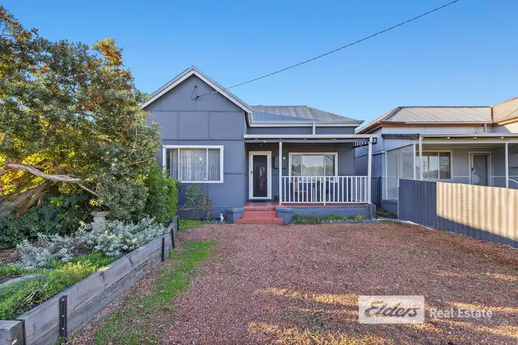 72 Johnston Street, Collie WA 6225