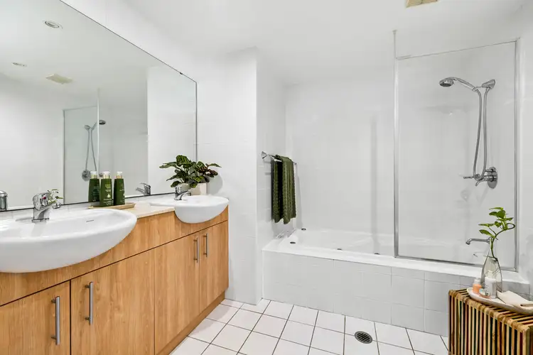 Fifth view of Homely unit listing, 2/19 Sturdee Parade, Dee Why NSW 2099