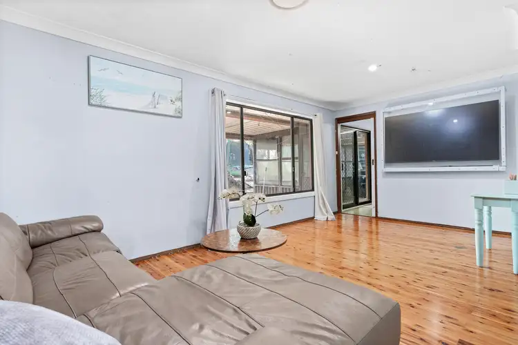 Fourth view of Homely house listing, 33 Hutchins Crescent, Kings Langley NSW 2147