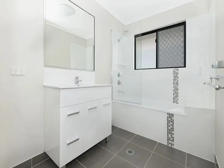 Fifth view of Homely unit listing, 6B Wakeboard Circuit, Kelso QLD 4815