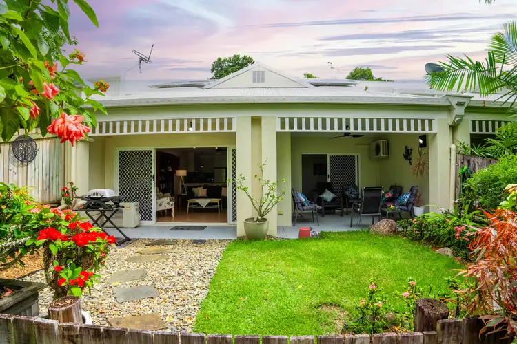 30/24 Warren Street, Palm Cove QLD 4879