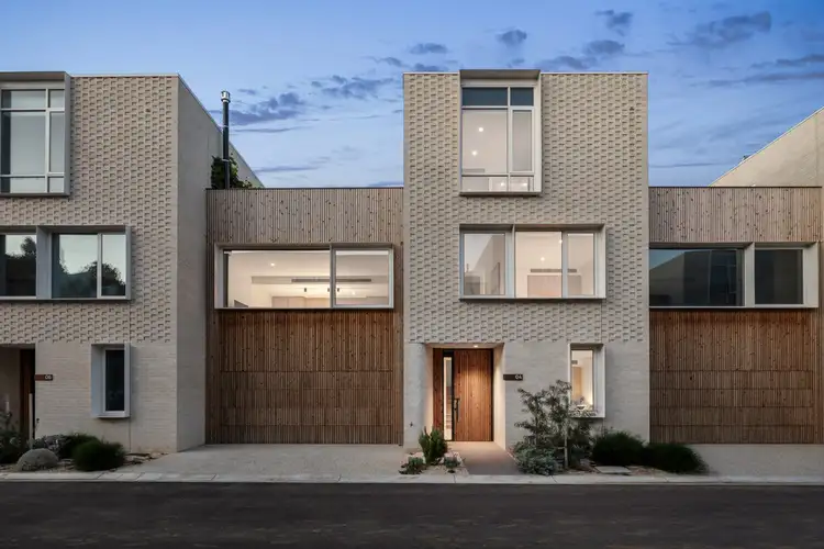 4 Pilot Place, Rippleside VIC 3215
