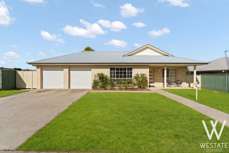 4 Falvey Street, Kelso NSW 2795