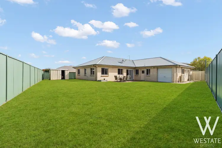 4 Falvey Street, Kelso NSW 2795