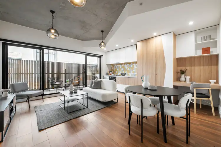 110/27 Victoria Street