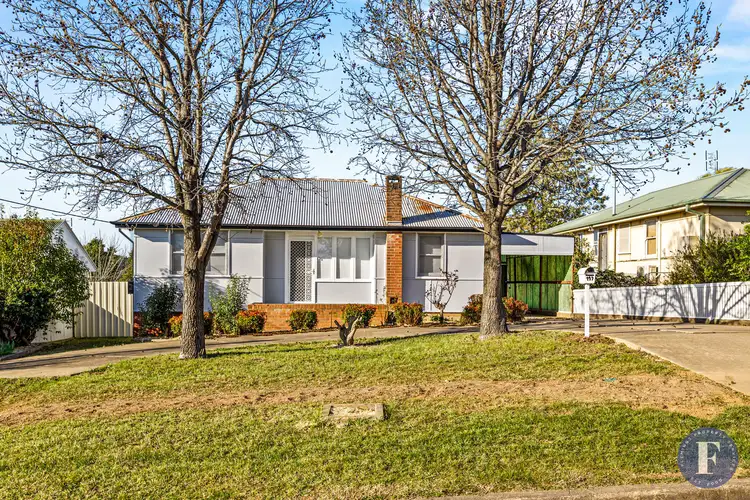 119 Berthong Street, Young NSW 2594