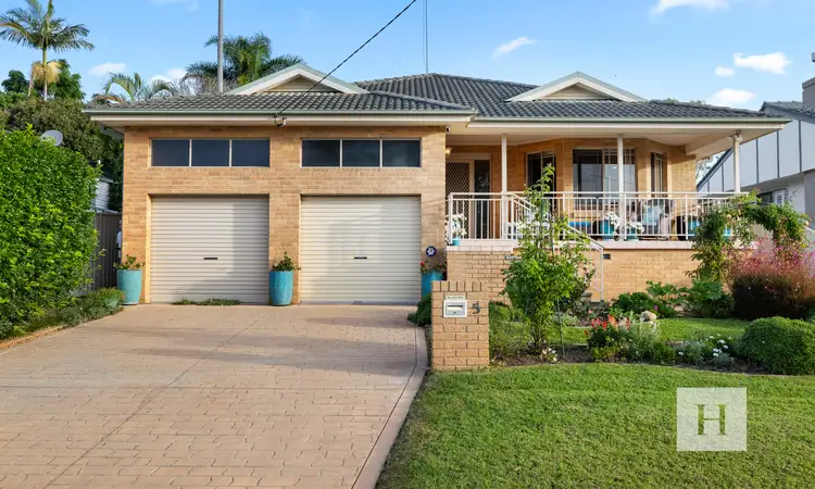 5 Ballarat Avenue, Mannering Park NSW 2259