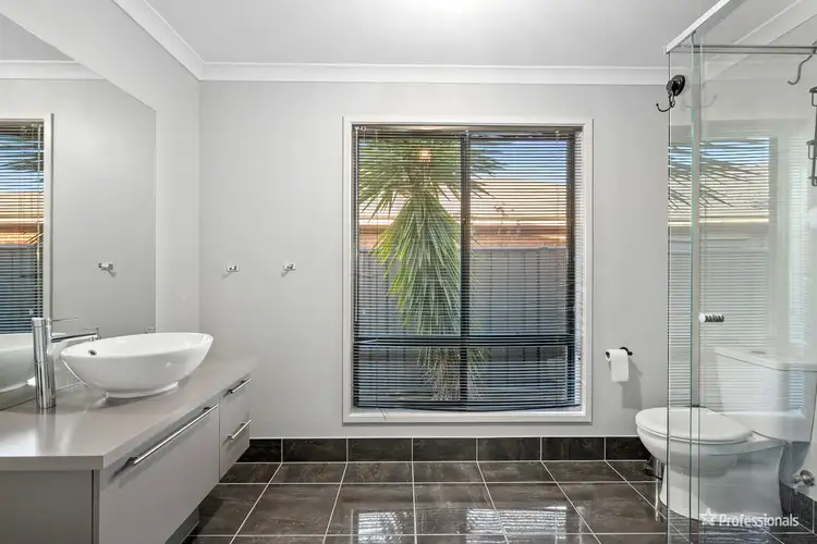 Sixth view of Homely house listing, 14 Whirrakee Drive, Maryborough VIC 3465