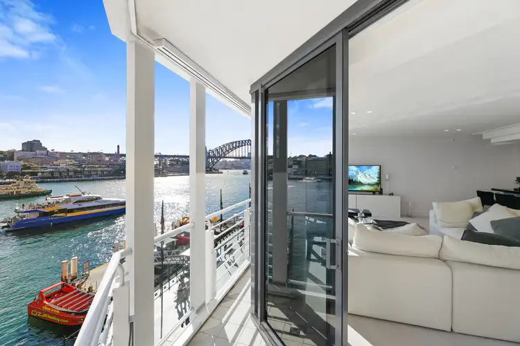 24/7 Macquarie Street, Sydney NSW 2000