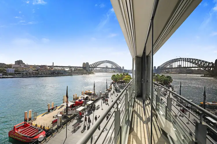 24/7 Macquarie Street, Sydney NSW 2000