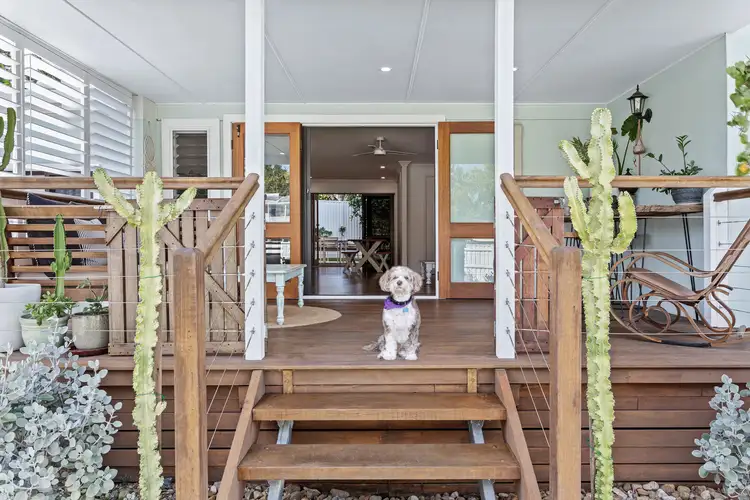15 Goss Avenue, Labrador QLD 4215