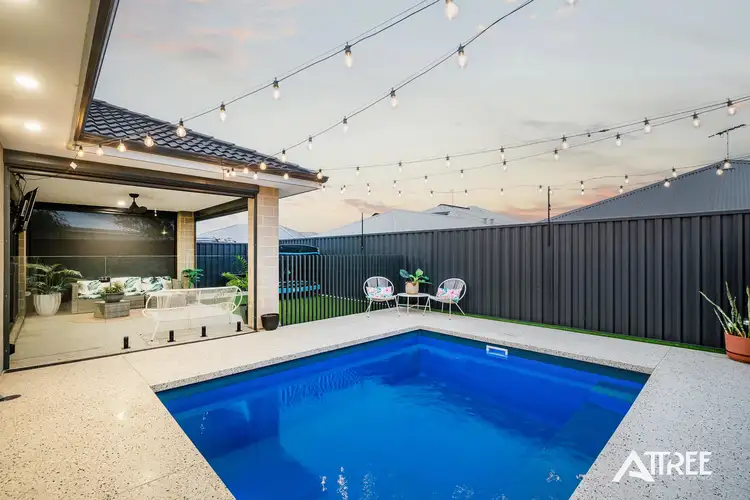 4 Verona Road, Piara Waters WA 6112