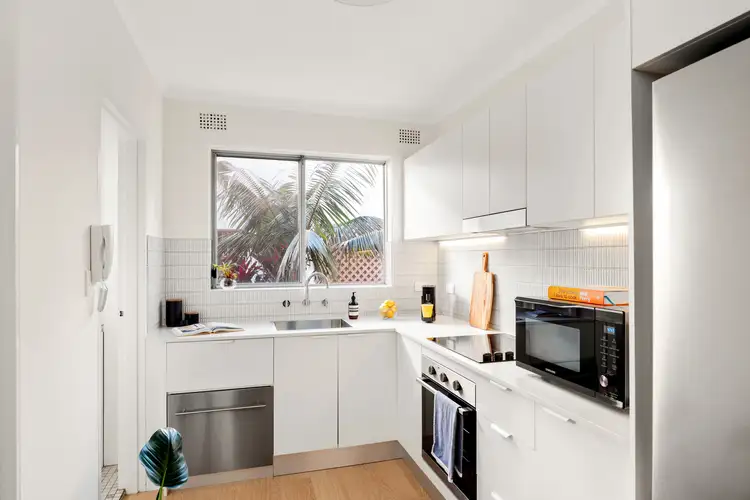 2/12 Margaret Street, Ashfield NSW 2131