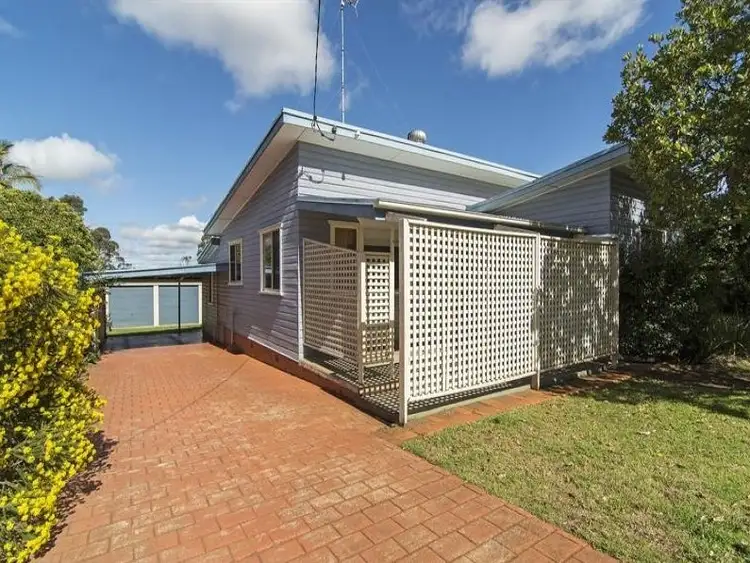 32 Maker Street, Rangeville QLD 4350