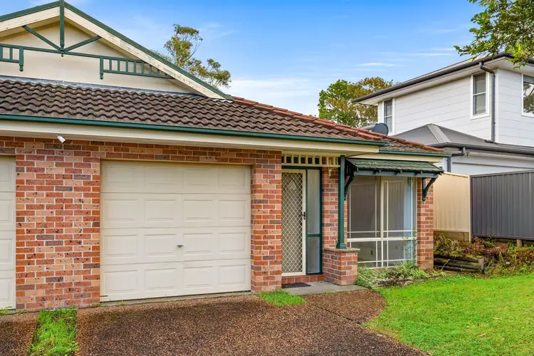 2/27 Oakes Street, Kariong NSW 2250