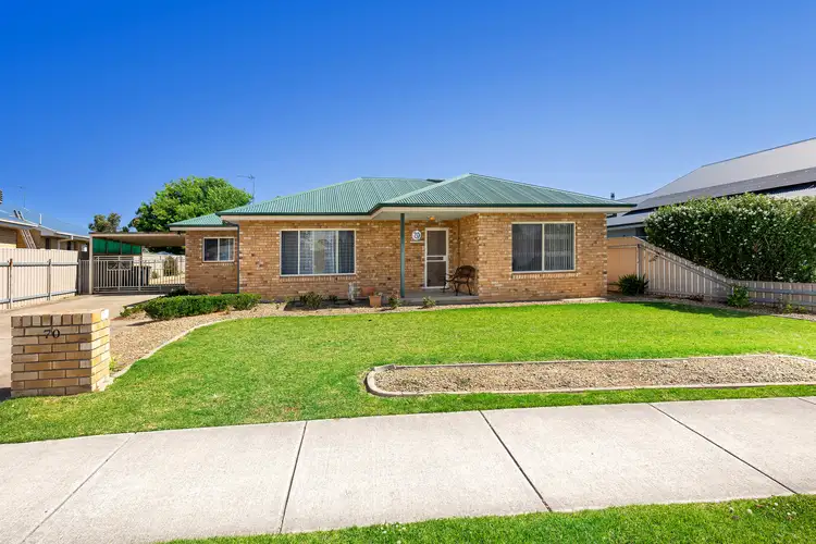 70 Jack Avenue, Mount Austin NSW 2650