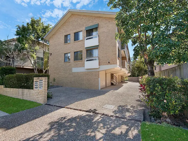 1/155 Central Avenue, Indooroopilly QLD 4068