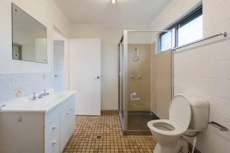 Fifth view of Homely unit listing, 5/5 North Street, West End QLD 4810