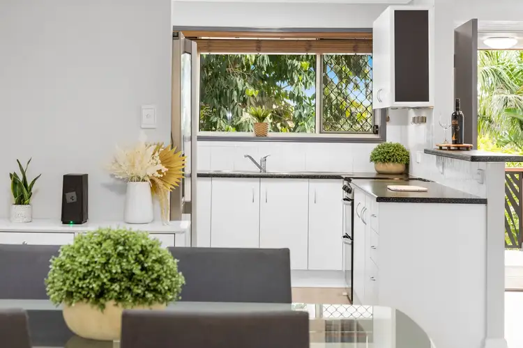 13 Athenree Place, Little Mountain QLD 4551