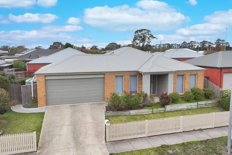 Second view of Homely house listing, 6 Central Park Court, Ballan VIC 3342
