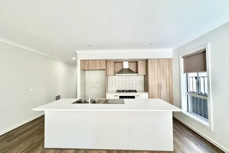 Third view of Homely house listing, 7 Cimbrone Place, Berwick VIC 3806