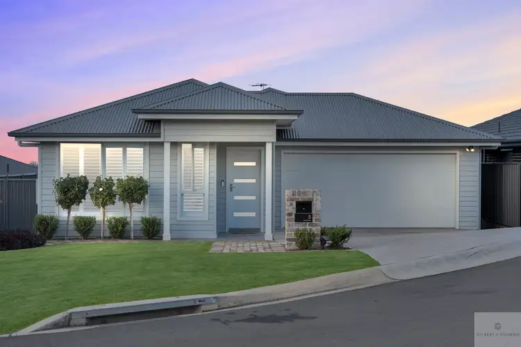 5 Tarini Place