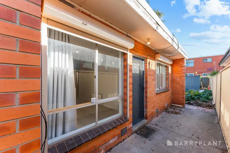 4/8 Percy Street, St Albans VIC 3021
