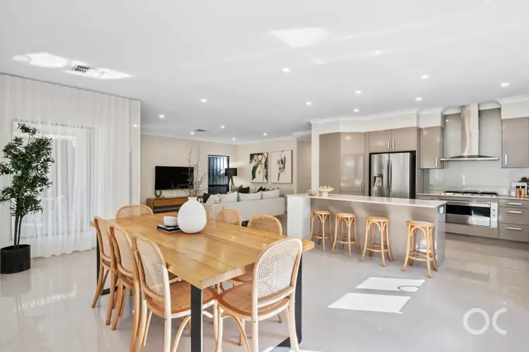 Fifth view of Homely house listing, 4 York Drive, Flagstaff Hill SA 5159