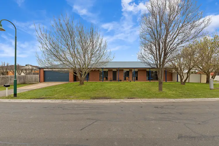 Main view of Homely house listing, 52 Grand Arch Way, Berwick VIC 3806