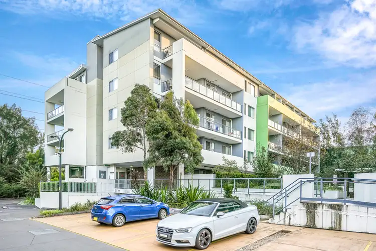 206/8D Myrtle Street, Prospect NSW 2148