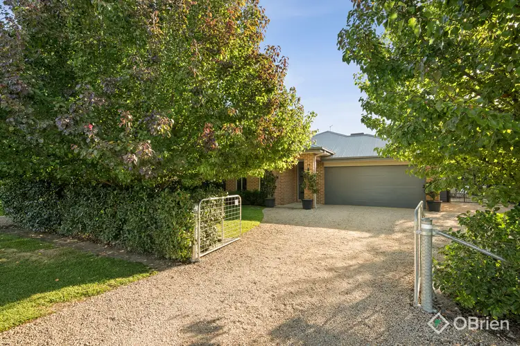Second view of Homely house listing, 17 Jones Street, Oxley VIC 3678